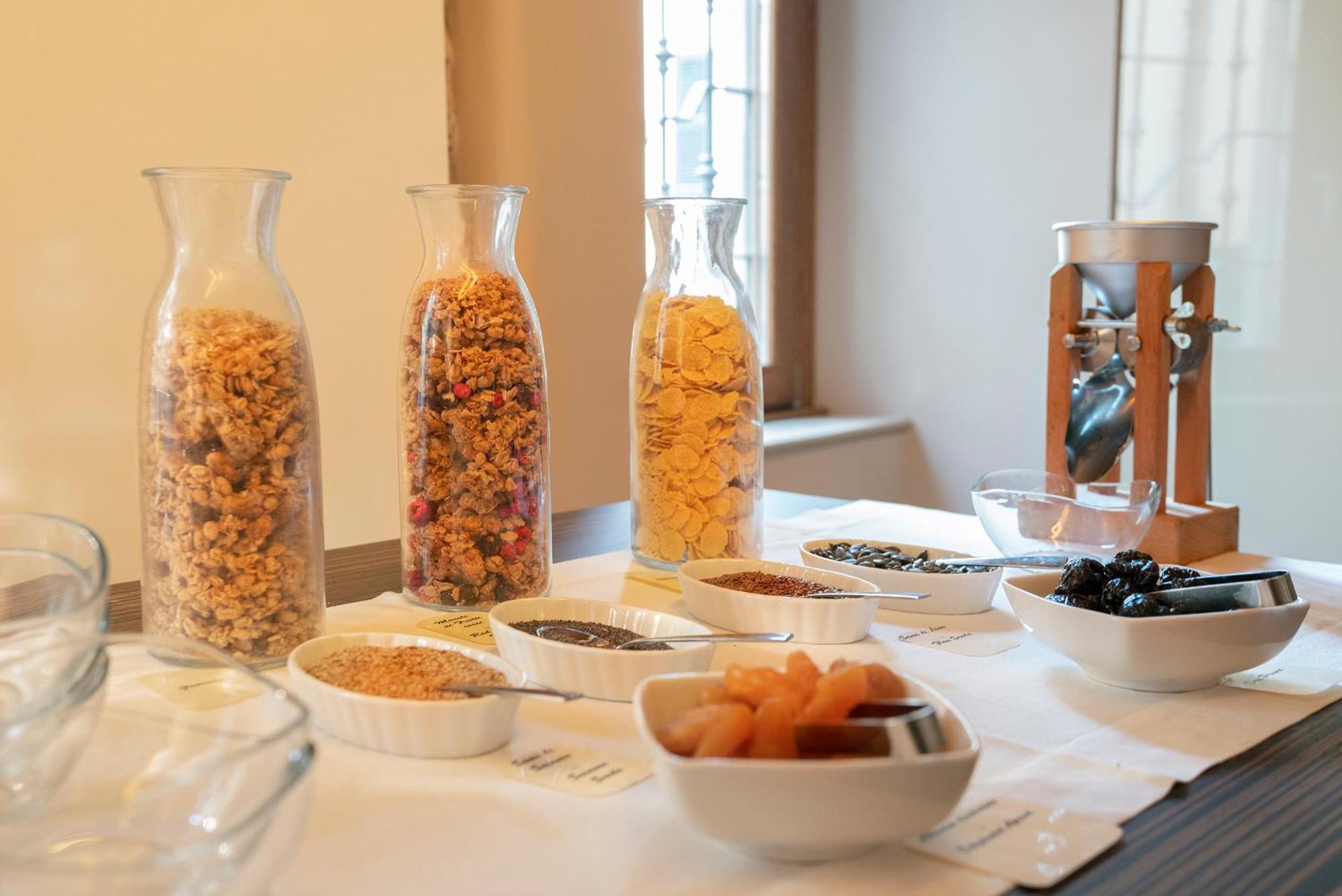 Il Portico - 1711 Luxury Guest House Arlate Ngoại thất bức ảnh